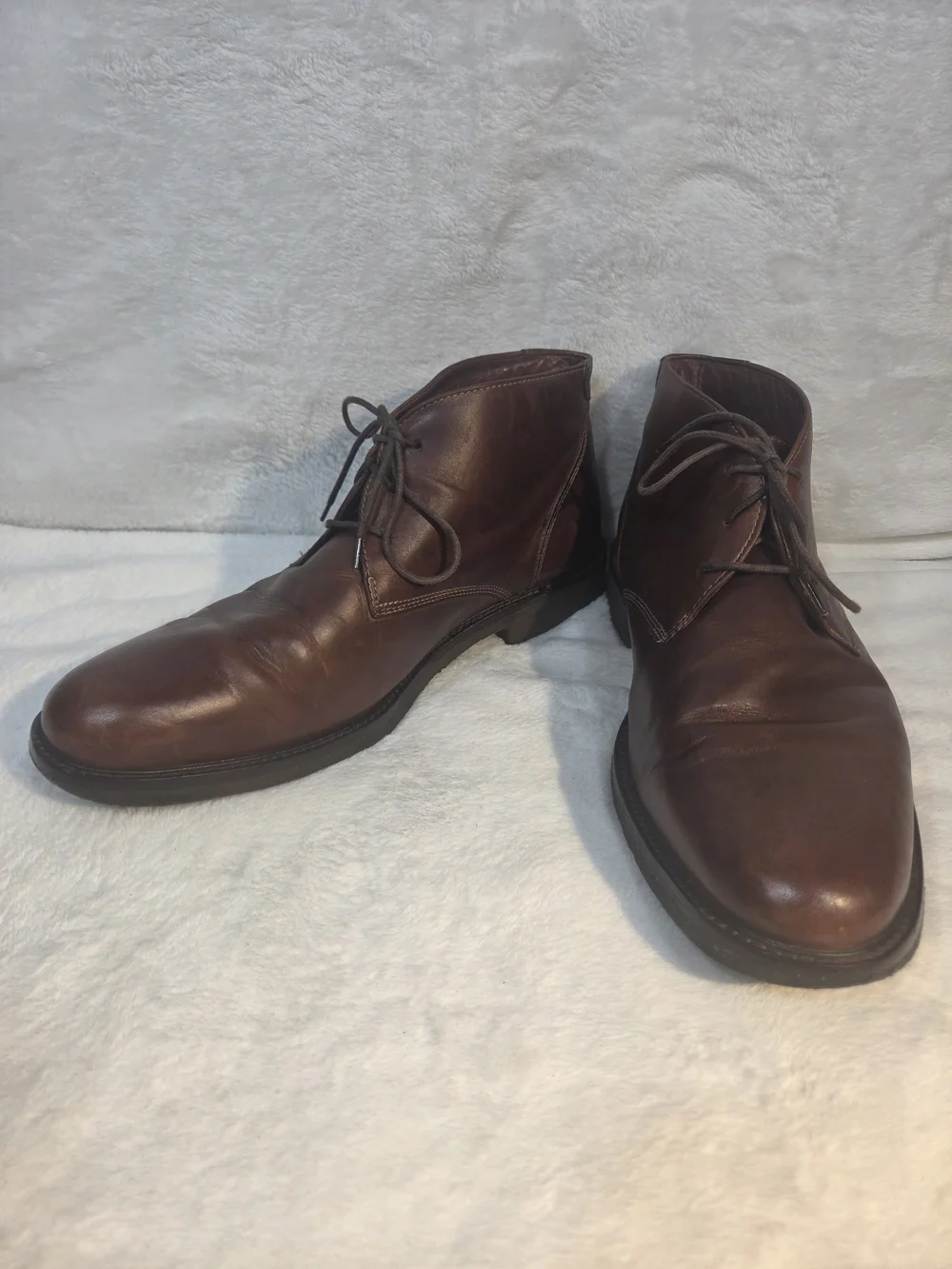 Johnston & Murphy Men's Brown Leather Chukka Boots